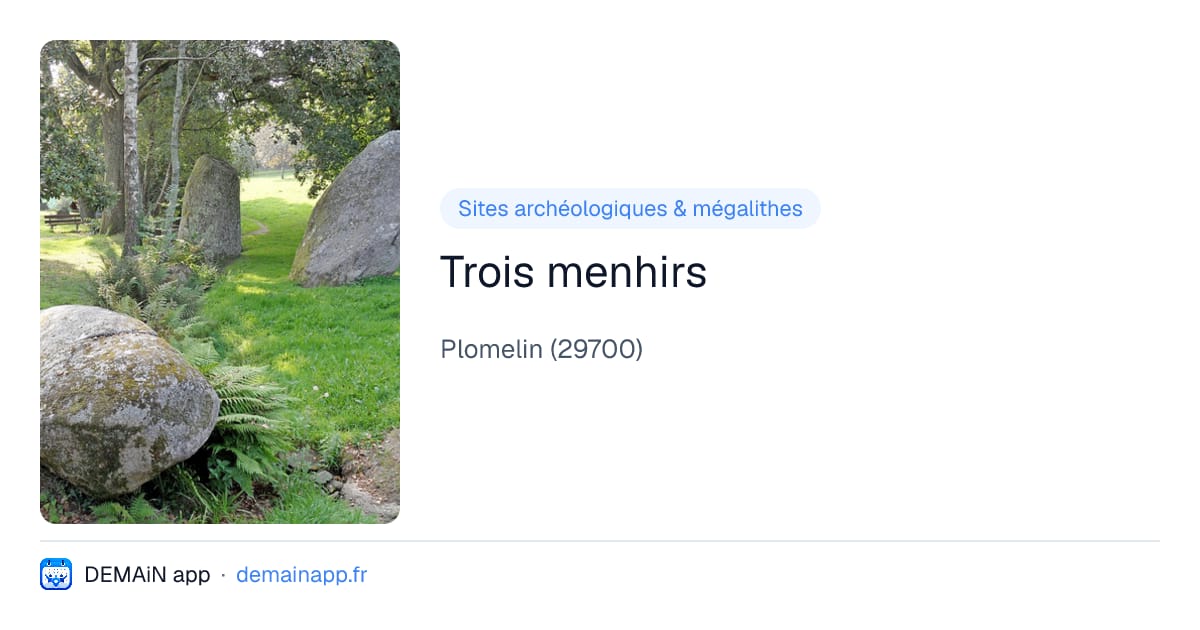 Trois menhirs — Plomelin