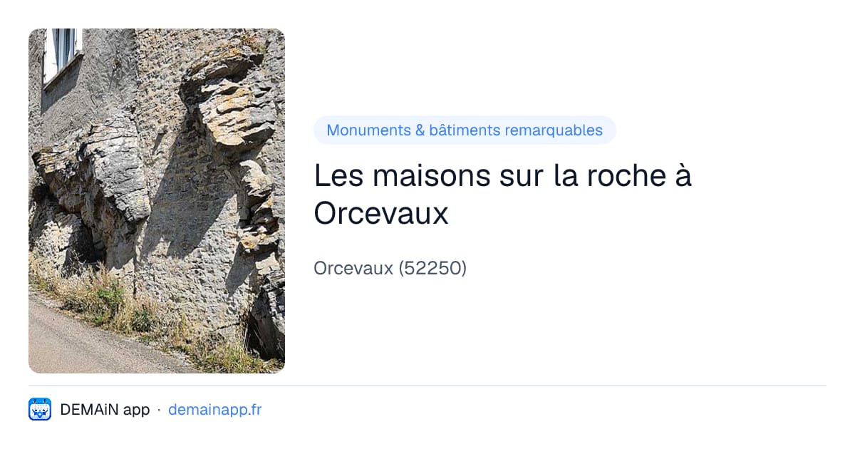 Les maisons sur la roche à Orcevaux — Orcevaux