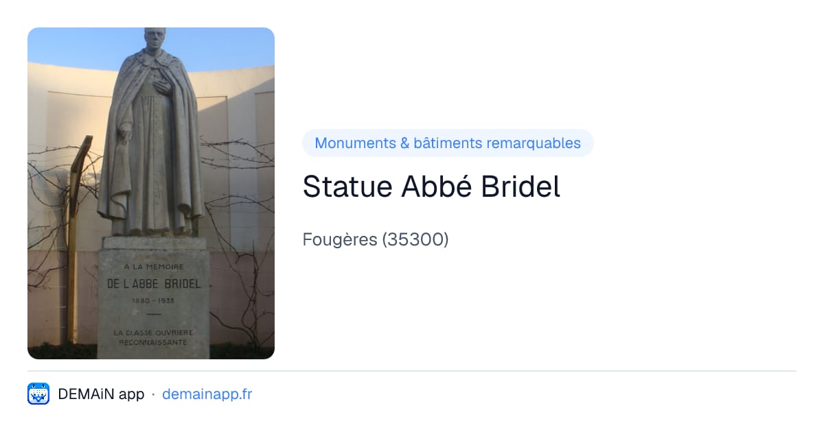 Statue Abbé Bridel — Fougères