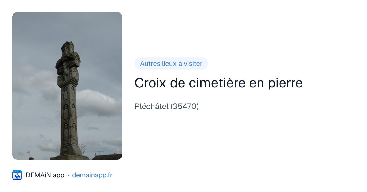 Croix de cimetière en pierre — Pléchâtel